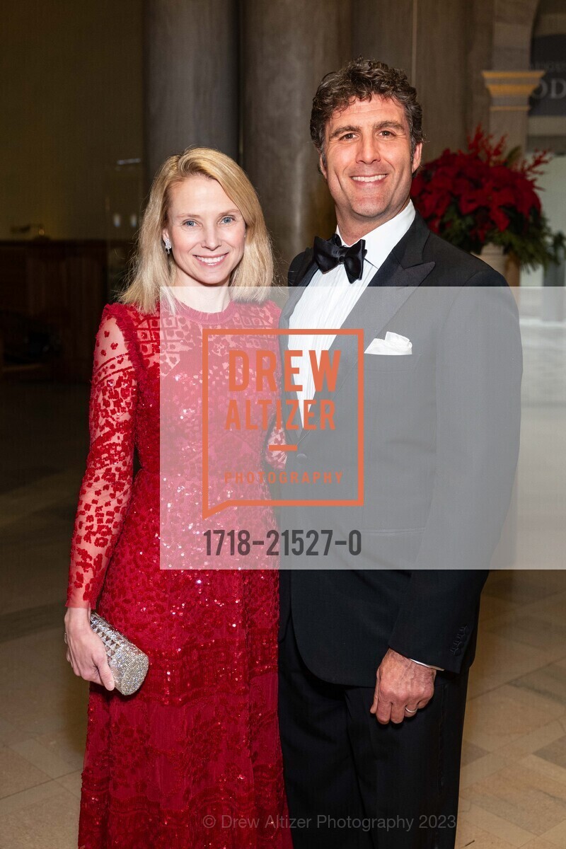 Marissa Mayer, Zachary Bogue, An Elegant Evening in The Court of Honor 2023, Legion of Honor. 100 34th Ave, SF, CA 94121 US, December 12th, 2023, Photo #1718-21527-0 Marissa Mayer, Zachary Bogue, Photo #1718-21527-0