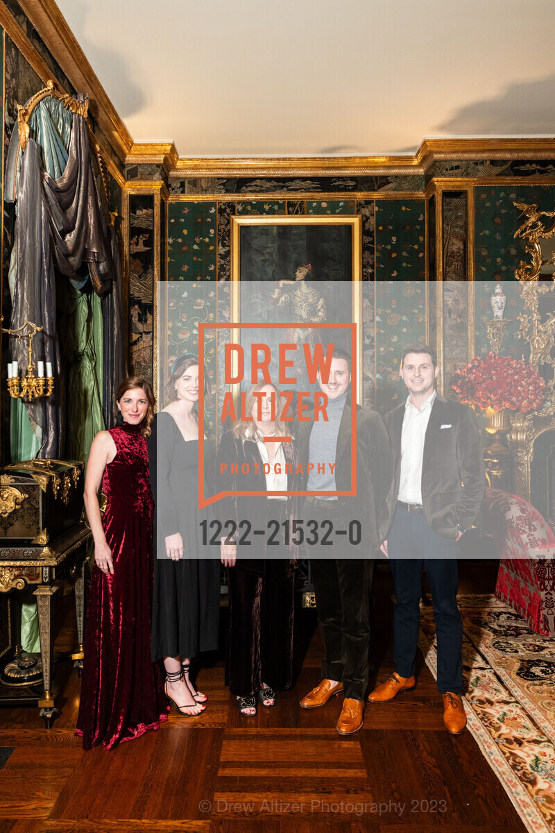 Lauren Hewitt, Kira Comignon, Dana Mallen, John Hewitt, Mike Hewitt, Gordon Getty's 90th Birthday Party, Private Residence, December 16th, 2023, Photo #1222-21532-0 Lauren Hewitt, Kira Comignon, Dana Mallen, John Hewitt, Mike Hewitt, Photo #1222-21532-0