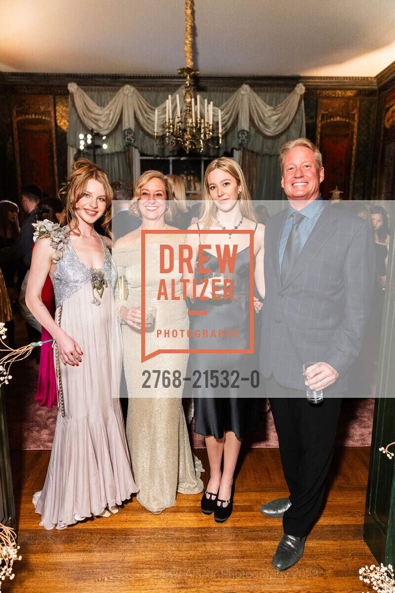 Ivy Getty, Francesca Vietor, Chiara Hertsgaard, Chris Vietor, Photo #2768-21532-0