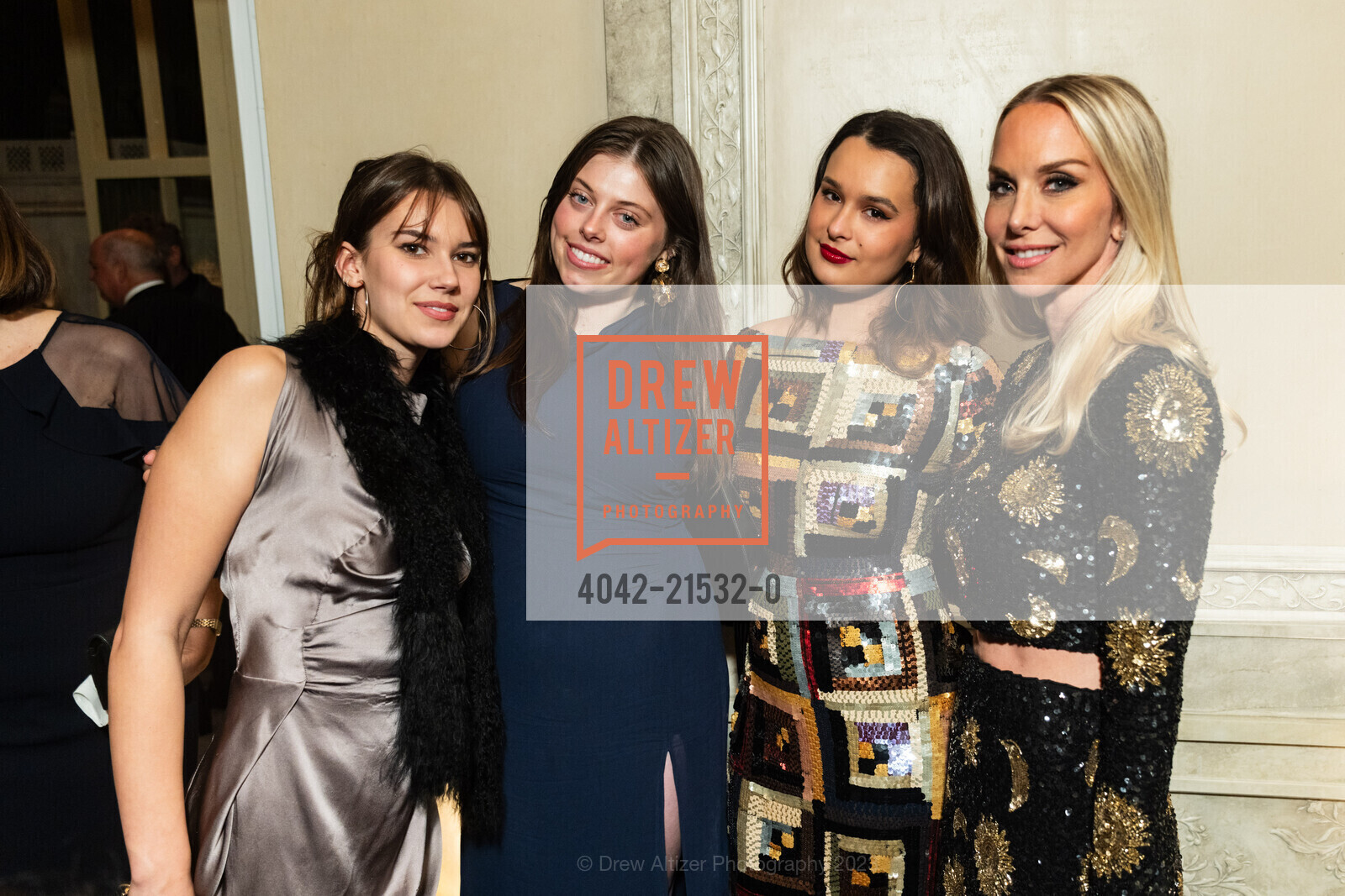 Talitha Callan, Grace Getty, Christina Getty, Photo #4042-21532-0