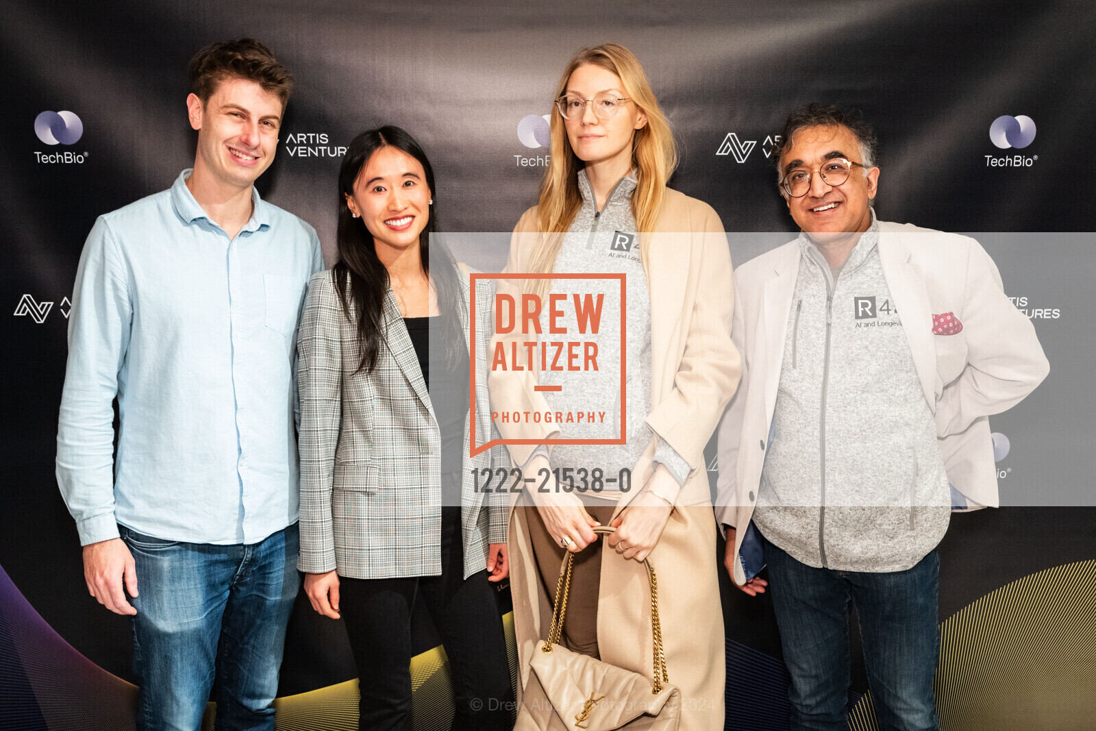 Ben McLaughlin, Nancy Xiao, Anastasiya Giarletta, Ronjon Nag, ARTIS Ventures TechBio Cocktail Hour 2024, ARTIS Ventures. 499 Jackson St, SF, CA 94111 US, January 7th, 2024, Photo #1222-21538-0 Ben McLaughlin, Nancy Xiao, Anastasiya Giarletta, Ronjon Nag, Photo #1222-21538-0