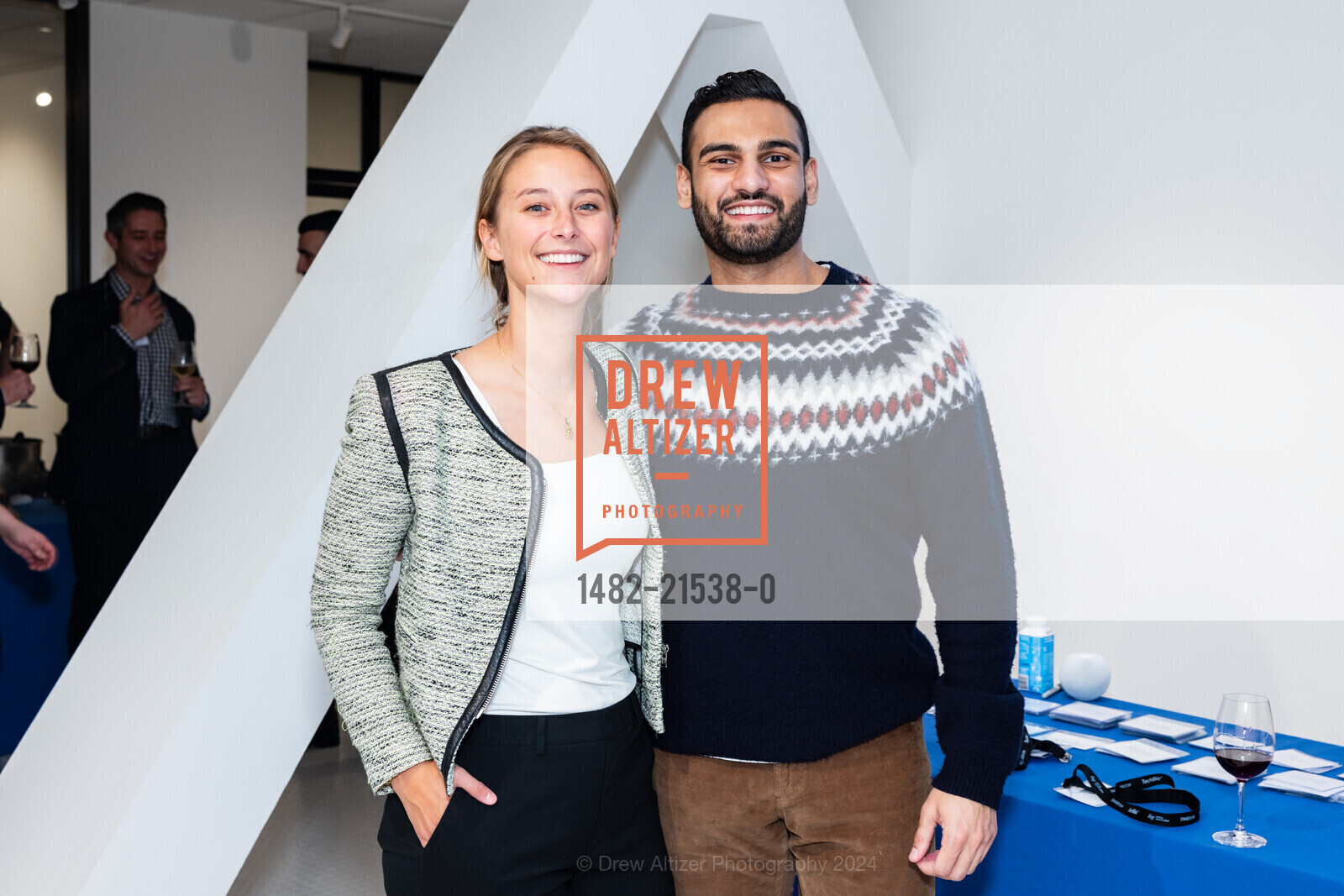 Stella Danek, Omair Khan, Photo #1482-21538-0