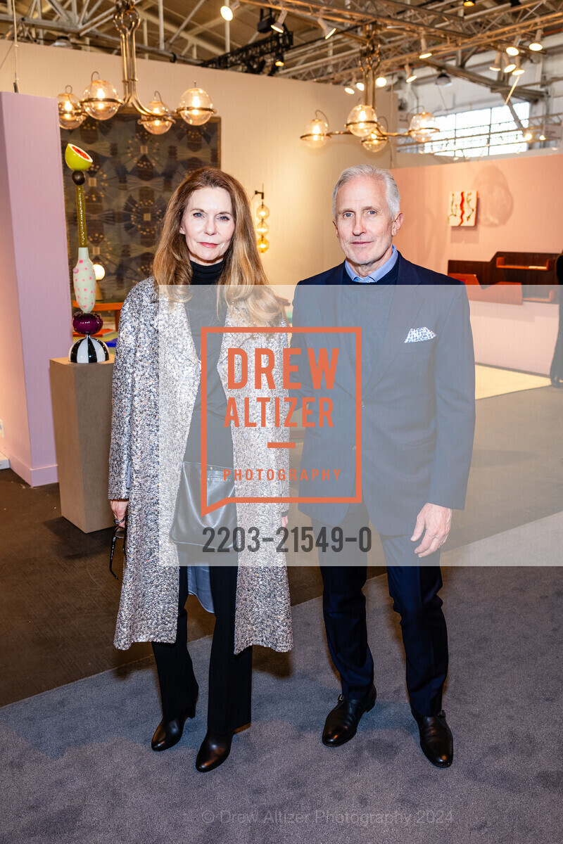 Penny Coulter, James Coulter, FOG Design + Art Preview Gala, Fort Mason Center Festival Pavilion. SF, CA 94123 US, January 17th, 2024, Photo #2203-21549-0 Penny Coulter, James Coulter, Photo #2203-21549-0