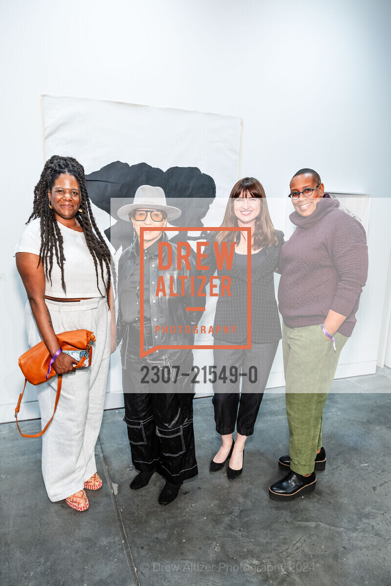 Key Jo Lee, Monetta White, Sheeka Arbuthnot, Elisa Durrette, FOG Design + Art Preview Gala, Fort Mason Center Festival Pavilion. SF, CA 94123 US, January 17th, 2024, Photo #2307-21549-0 Key Jo Lee, Monetta White, Sheeka Arbuthnot, Elisa Durrette, Photo #2307-21549-0