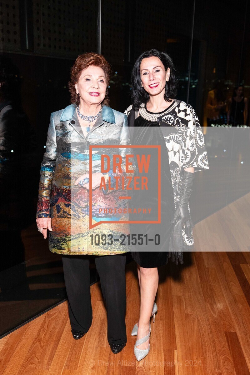 Maria Manetti Shrem, Eva Zanetti, FAMSF FASHIONING SAN FRANCISCO Opening 2024, de Young Museum. 50 Hagiwara Tea Garden Dr, SF, CA 94118 US, January 18th, 2024, Photo #1093-21551-0 Maria Manetti Shrem, Eva Zanetti, Photo #1093-21551-0