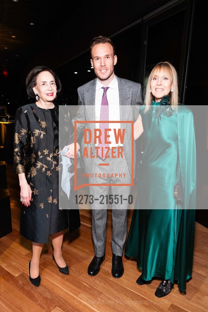 Ruth Quigley, Michael Suppes, Christine Suppes, FAMSF FASHIONING SAN FRANCISCO Opening 2024, de Young Museum. 50 Hagiwara Tea Garden Dr, SF, CA 94118 US, January 18th, 2024, Photo #1273-21551-0 Ruth Quigley, Michael Suppes, Christine Suppes, Photo #1273-21551-0