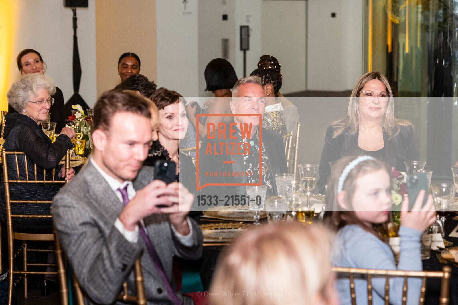 Michael Suppes, Denise Littlefield Sobel, Roman Gronkowski, Carolyne Zinko, FAMSF FASHIONING SAN FRANCISCO Opening 2024, de Young Museum. 50 Hagiwara Tea Garden Dr, SF, CA 94118 US, January 18th, 2024, Photo #1533-21551-0 Michael Suppes, Denise Littlefield Sobel, Roman Gronkowski, Carolyne Zinko, Photo #1533-21551-0