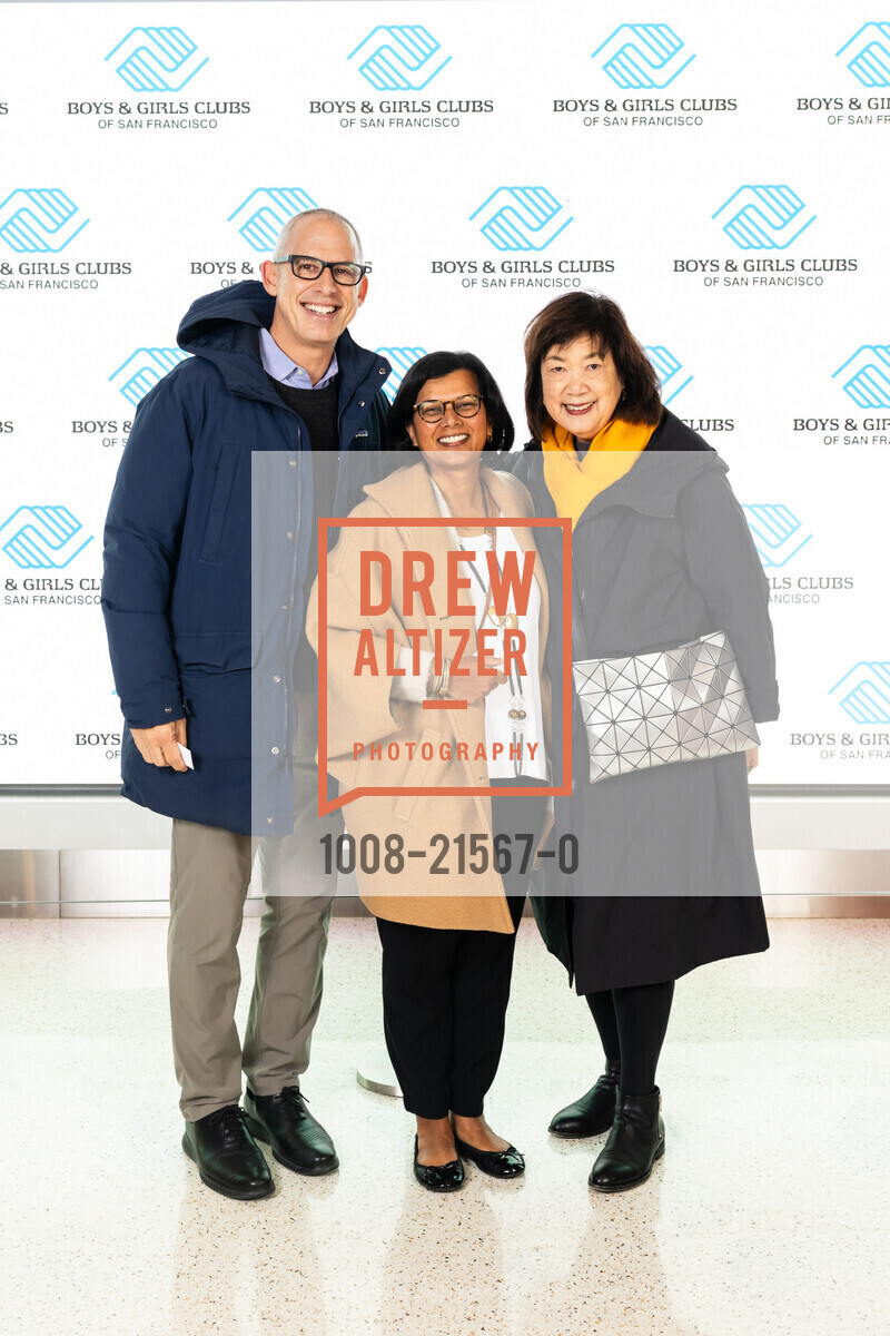 Matt Levinson, Brie Alejandra, Lucinda Lee Katz, Boys and Girls Clubs of San Francisco "Youth Of The Year", Chase Center. 1 Warriors Way, SF, CA 94158 US, February 7th, 2024, Photo #1008-21567-0 Matt Levinson, Brie Alejandra, Lucinda Lee Katz, Photo #1008-21567-0