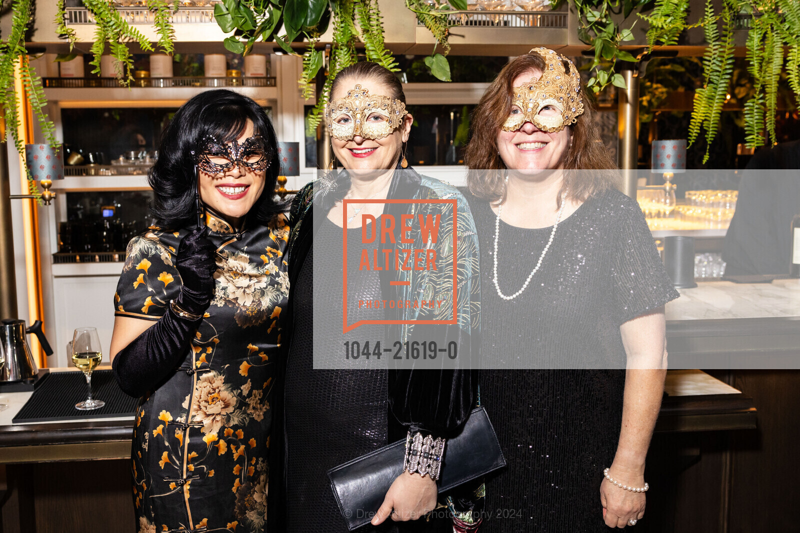 Fong Marcolongo, Nicole Sandoval, Micheline Savarin, La Scuola International School's LA DOLCE VITA GALA 2024, Ingrid Coolins. One Sansome St, SF, CA 94104 US, March 16th, 2024, Photo #1044-21619-0 Fong Marcolongo, Nicole Sandoval, Micheline Savarin, Photo #1044-21619-0