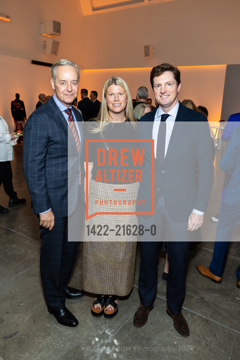 Douglas Durkin, Sarah Wendell Sherrill, Stephen Sherrill, California College of the Arts 2024 Gala, California College of the Arts (CCA). 1111 8th St, SF, CA 94107 US, March 21st, 2024, Photo #1422-21628-0 Douglas Durkin, Sarah Wendell Sherrill, Stephen Sherrill, Photo #1422-21628-0
