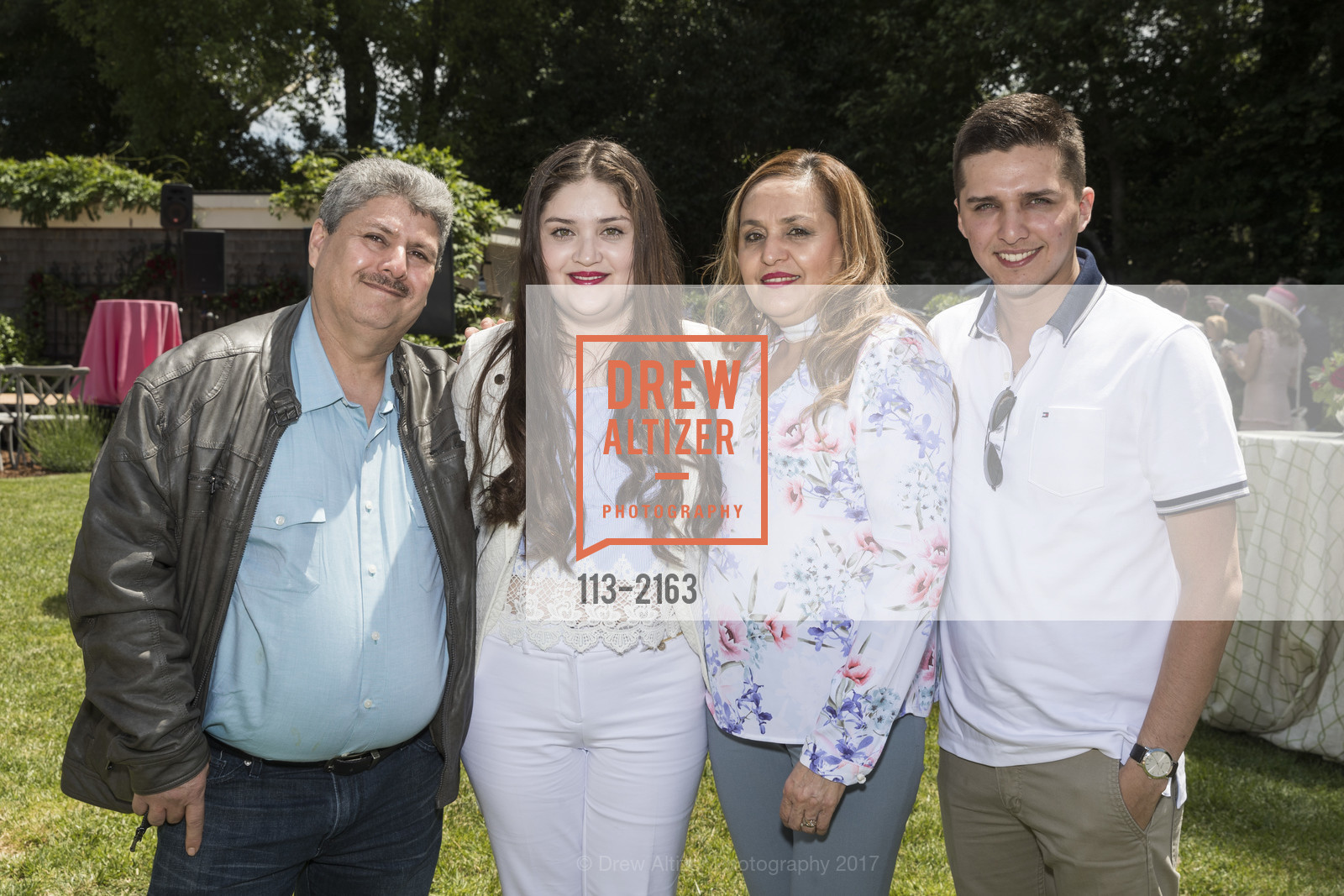 Daniel Valdivia, Bianca Valdivia, Reina Valdivia, Alejandro Valdivia, Photo #113-2163
