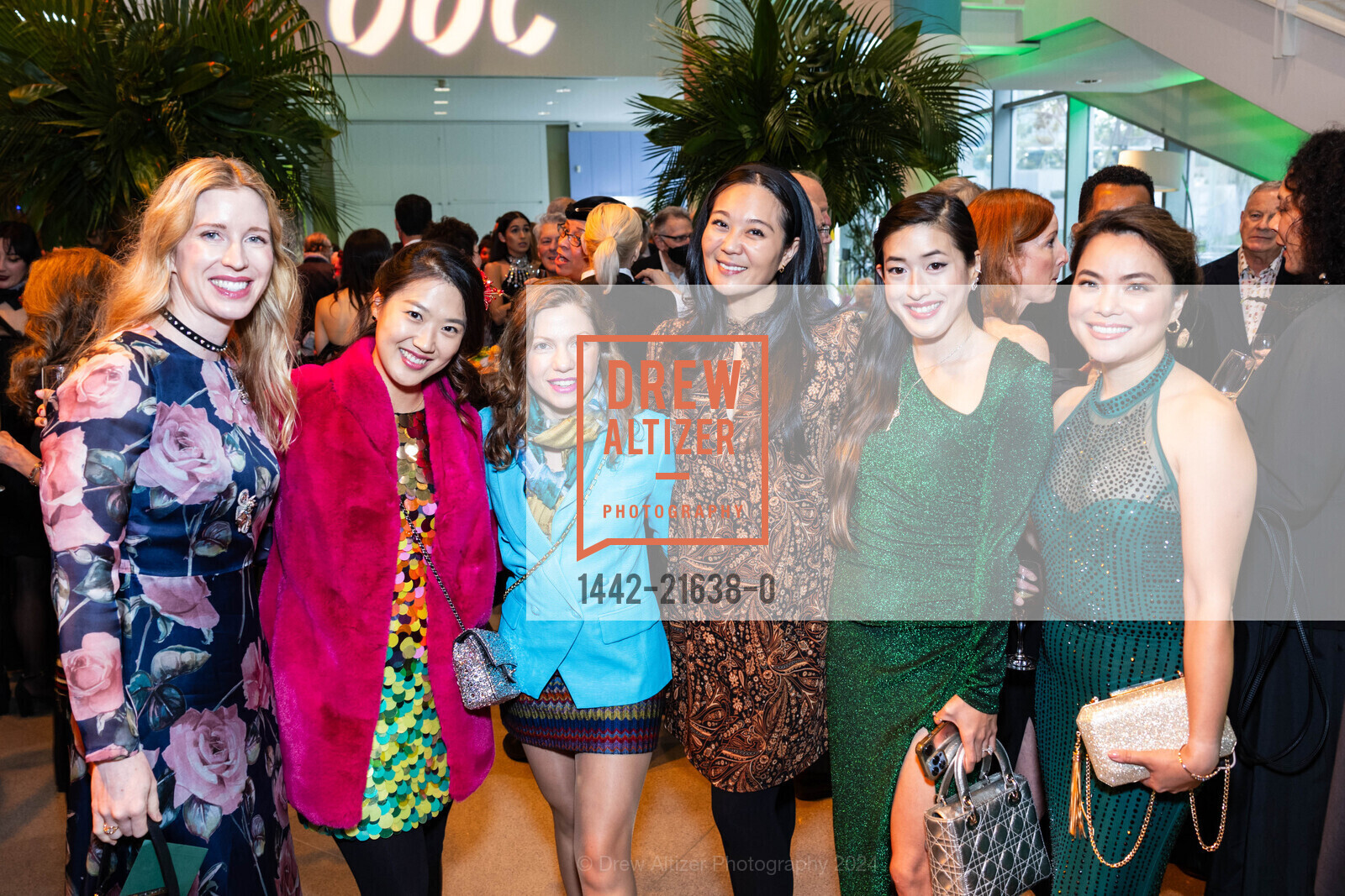 Katelyn Foley, Kwiri Yang, Maggie Wonders, Gloria Zhu, Brenda Chen, Elisa Covington, ODC's DANCE DOWNTOWN 2024 Gala, Yerba Buena Center for the Arts. 701 Mission St, SF, CA 94103 US, March 29th, 2024, Photo #1442-21638-0 Katelyn Foley, Kwiri Yang, Maggie Wonders, Gloria Zhu, Brenda Chen, Elisa Covington, Photo #1442-21638-0