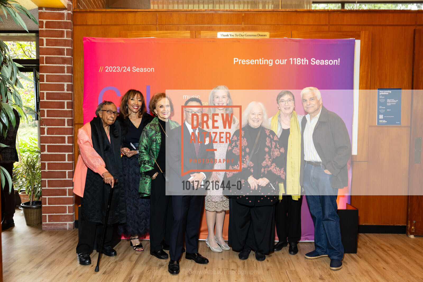 Sylvia Lindsey, Janice Brathwaite, Carol Upshaw, Cary Koh, Jen Lyons, Helen Meyer, Sara Wilson, John Piane, Cal Performances Gala 2024, Cal Performances. 101 Zellerbach Hall, Berkeley, CA 94720 US, Photo #1017-21644-0 Sylvia Lindsey, Janice Brathwaite, Carol Upshaw, Cary Koh, Jen Lyons, Helen Meyer, Sara Wilson, John Piane, Photo #1017-21644-0