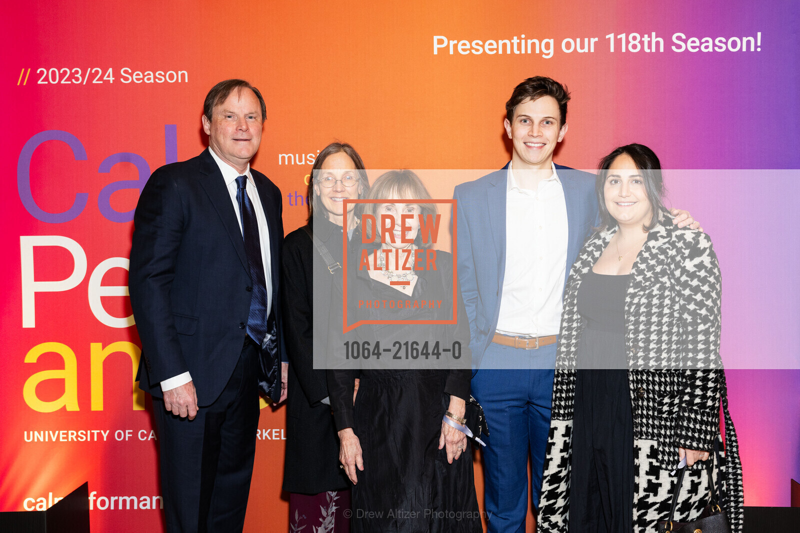 Kevin Wenderoth, Karen Morris, Joan Roebuck, Gal Morris, Stephen Morris, Cal Performances Gala 2024, Cal Performances. 101 Zellerbach Hall, Berkeley, CA 94720 US, Photo #1064-21644-0 Kevin Wenderoth, Karen Morris, Joan Roebuck, Gal Morris, Stephen Morris, Photo #1064-21644-0
