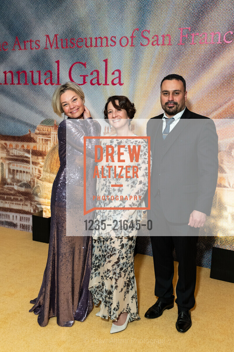 Julia Garamova, Irina Barrett, Alexei Bolonkov, Annual Gala 2024 with The deYoung and the Fine Arts Museums of San Francisco, de Young Museum. 50 Hagiwara Tea Garden Dr, SF, CA 94118 US, Photo #1235-21645-0 Julia Garamova, Irina Barrett, Alexei Bolonkov, Photo #1235-21645-0