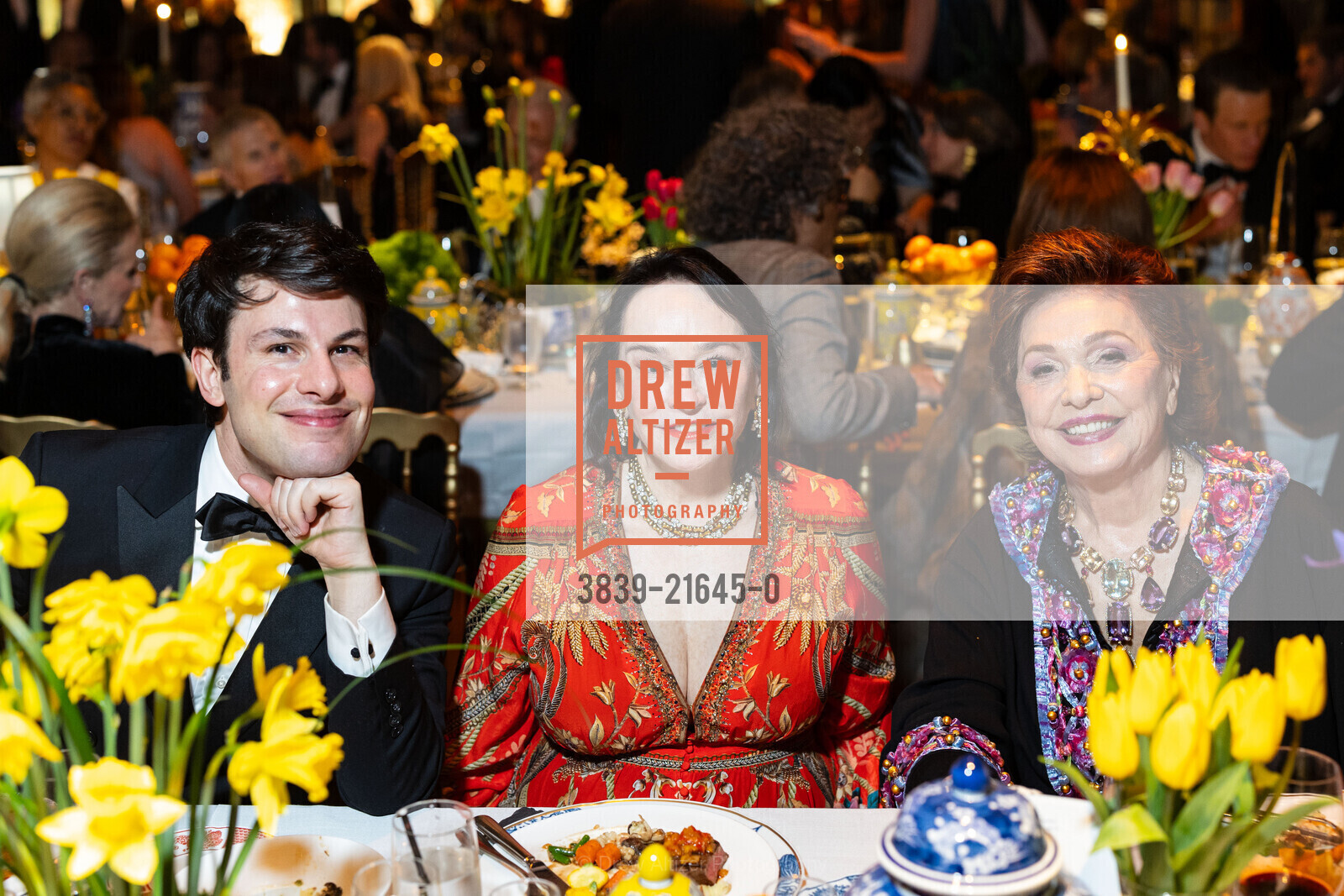 Furio Rinaldi, Elisa Stephens, Maria Manetti Shrem, Annual Gala 2024 with The deYoung and the Fine Arts Museums of San Francisco, de Young Museum. 50 Hagiwara Tea Garden Dr, SF, CA 94118 US, Photo #3839-21645-0 Furio Rinaldi, Elisa Stephens, Maria Manetti Shrem, Photo #3839-21645-0