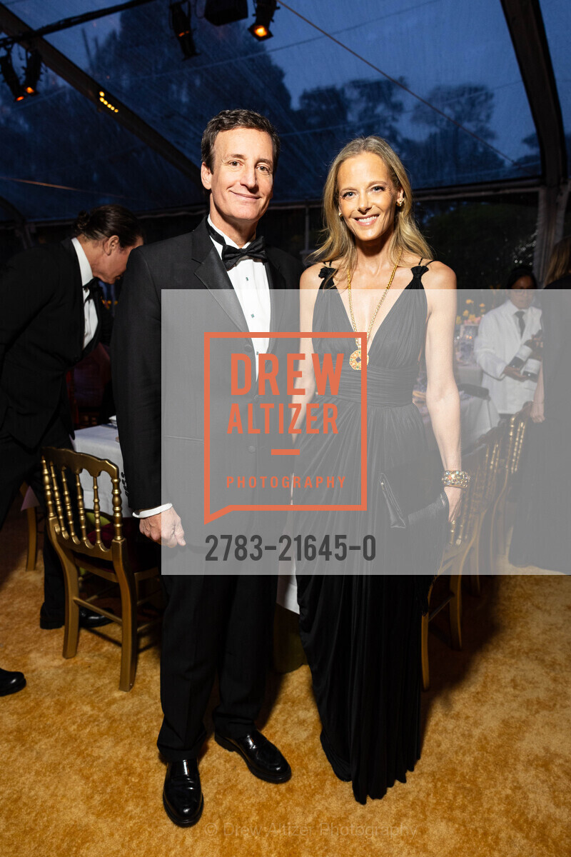 Todd Traina, Katie Traina, Annual Gala 2024 with The deYoung and the Fine Arts Museums of San Francisco, de Young Museum. 50 Hagiwara Tea Garden Dr, SF, CA 94118 US, Photo #2783-21645-0 Todd Traina, Katie Traina, Photo #2783-21645-0