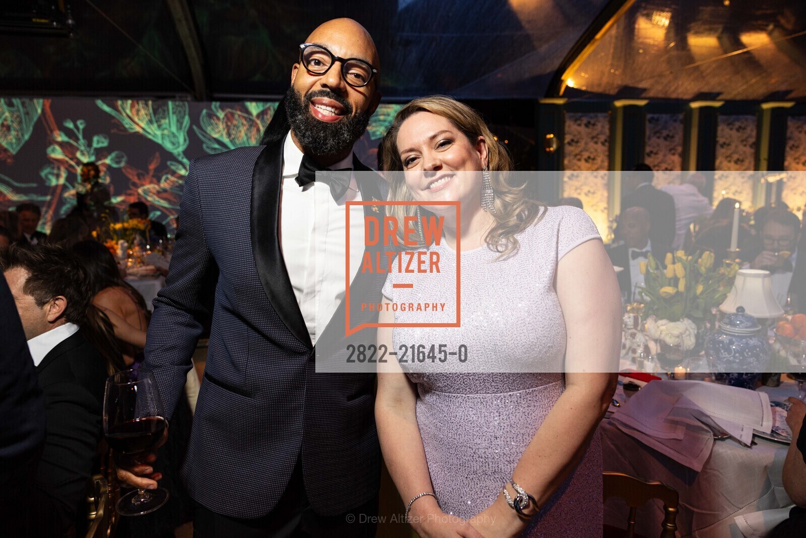 Bakari Adams, Rebecca Henderson, Annual Gala 2024 with The deYoung and the Fine Arts Museums of San Francisco, de Young Museum. 50 Hagiwara Tea Garden Dr, SF, CA 94118 US, Photo #2822-21645-0 Bakari Adams, Rebecca Henderson, Photo #2822-21645-0