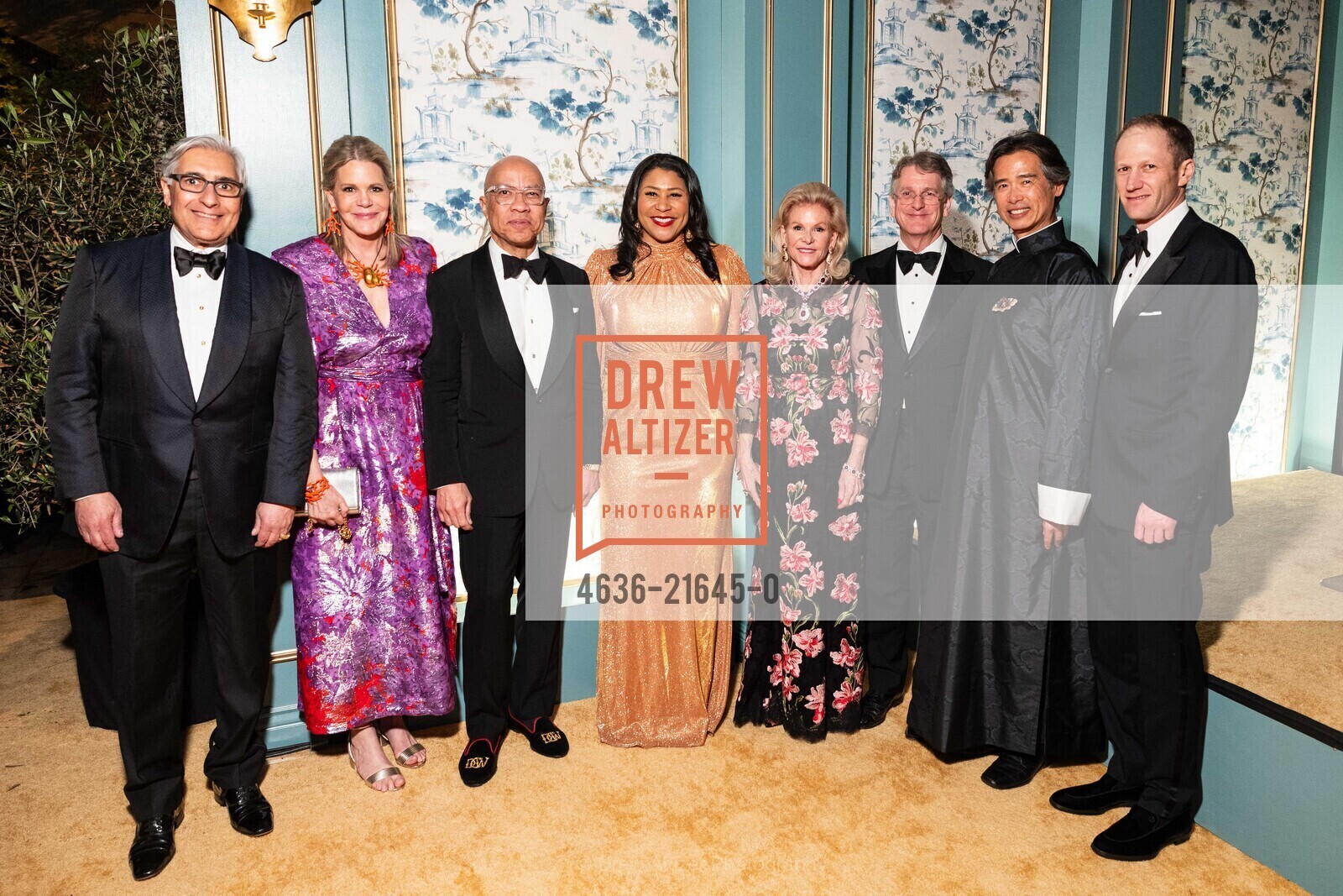 David Shimmon, Mary Beth Shimmon, Darren Walker, London Breed, Dede Wilsey, Thomas Campbell, Lee Mingwei, Jason Moment, Annual Gala 2024 with The deYoung and the Fine Arts Museums of San Francisco, de Young Museum. 50 Hagiwara Tea Garden Dr, SF, CA 94118 US, Photo #4636-21645-0 David Shimmon, Mary Beth Shimmon, Darren Walker, London Breed, Dede Wilsey, Thomas Campbell, Lee Mingwei, Jason Moment, Photo #4636-21645-0