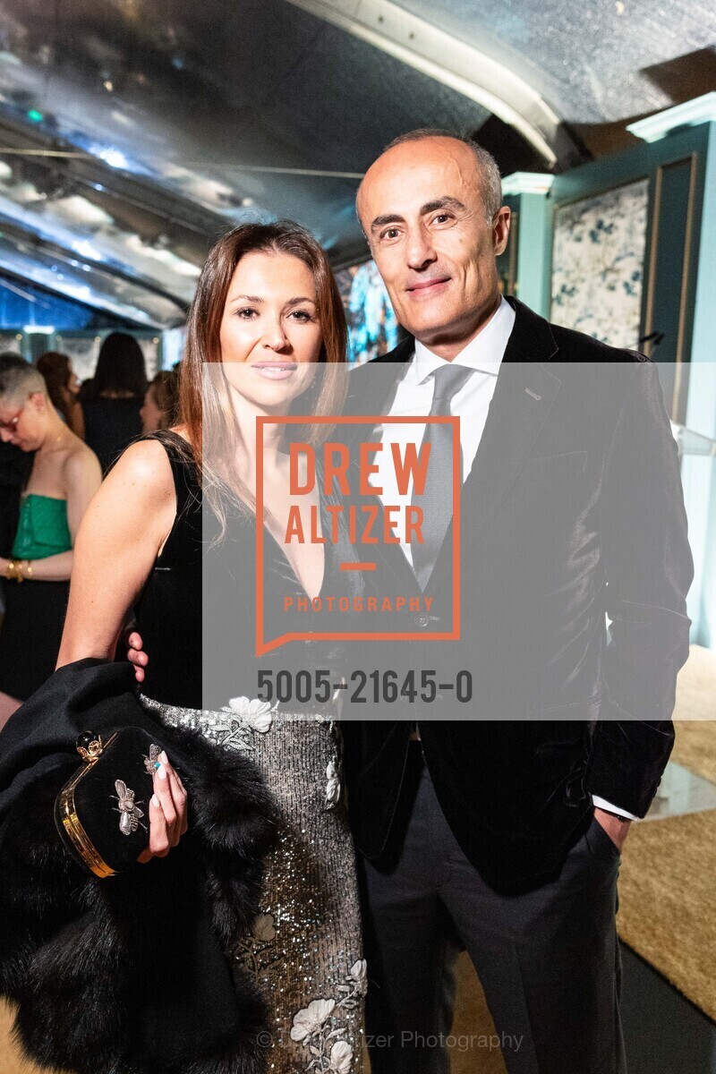 Nora Diab, Ali Diab, Annual Gala 2024 with The deYoung and the Fine Arts Museums of San Francisco, de Young Museum. 50 Hagiwara Tea Garden Dr, SF, CA 94118 US, Photo #5005-21645-0 Nora Diab, Ali Diab, Photo #5005-21645-0