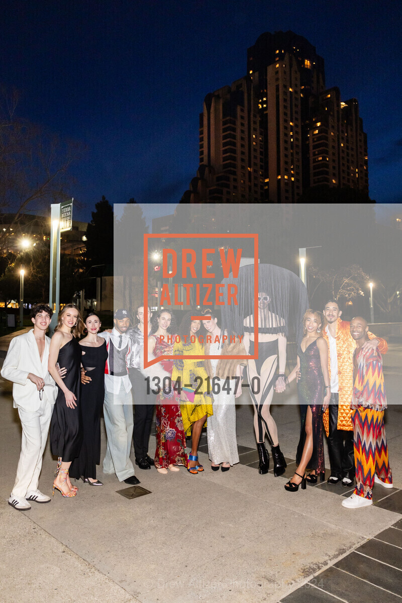 Mael Amatoul, Tatum Quiñónez, Maya Harr, Josh Francique, Theo Duff-Grant, Ilaria Guerra, Adji Cissoko, Madeline DeVries, Lorris Eichinger, Marusya Madubuko, Shuaib Elhassan, Babatunji Johnson, Lines Ballet 2024, Yerba Buena Center for the Arts. 701 Mission St, SF, CA 94103 US, April 6th, 2024, Photo #1304-21647-0 Mael Amatoul, Tatum Quiñónez, Maya Harr, Josh Francique, Theo Duff-Grant, Ilaria Guerra, Adji Cissoko, Madeline DeVries, Lorris Eichinger, Marusya Madubuko, Shuaib Elhassan, Babatunji Johnson, Photo #1304-21647-0