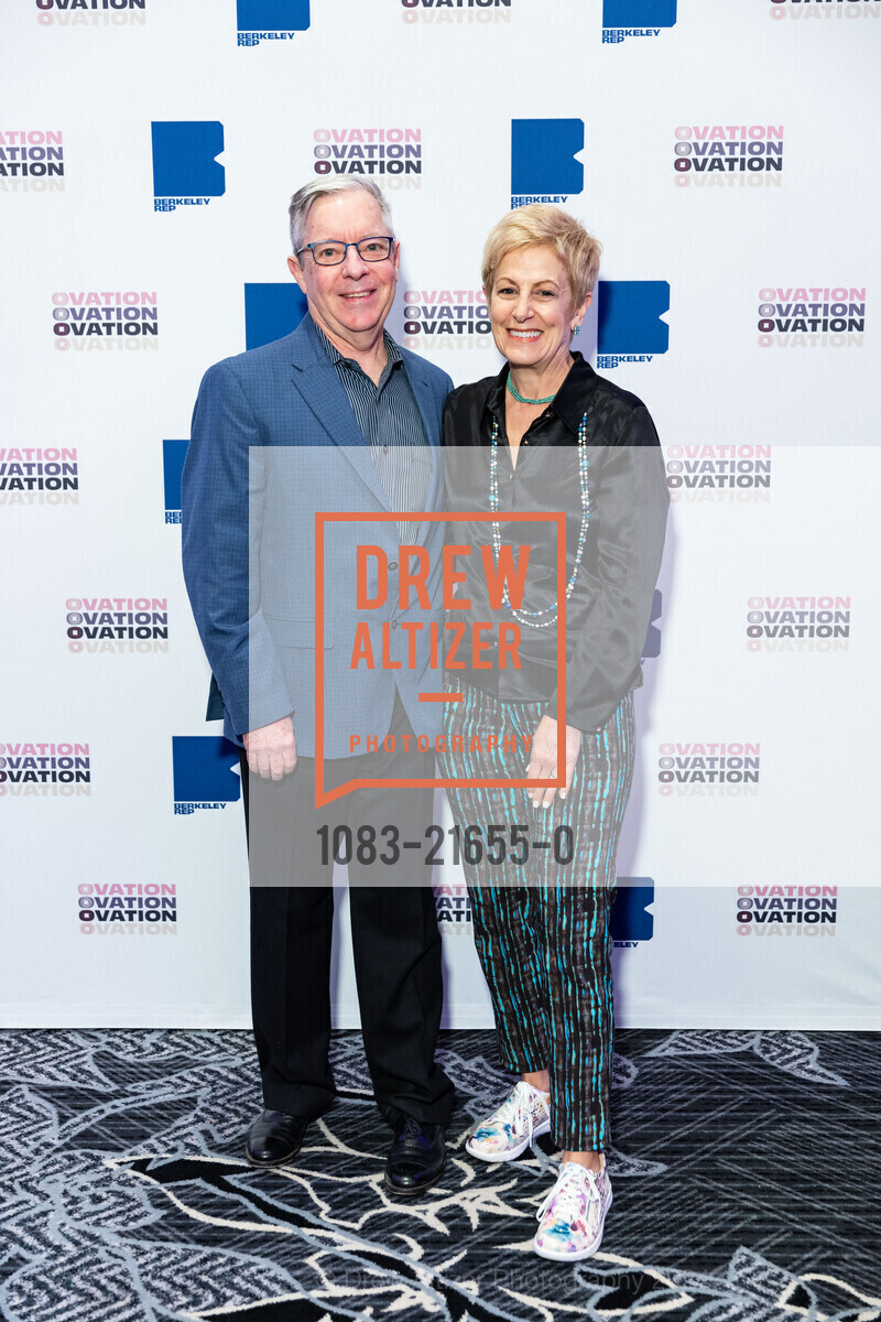 Stuart Ozer, Lisa Herrinton, Photo #1083-21655-0