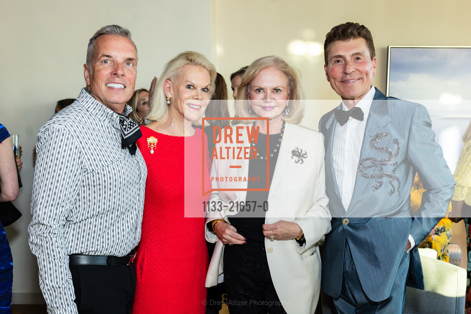 Roman Gronkowski, Sandra Farris, Heide Betz, Robert Beadle, Private Reception for San Francisco Opera Guild x Michael Kors Fashion Presentation, Private Residence, Photo #1133-21657-0 Roman Gronkowski, Sandra Farris, Heide Betz, Robert Beadle, Photo #1133-21657-0