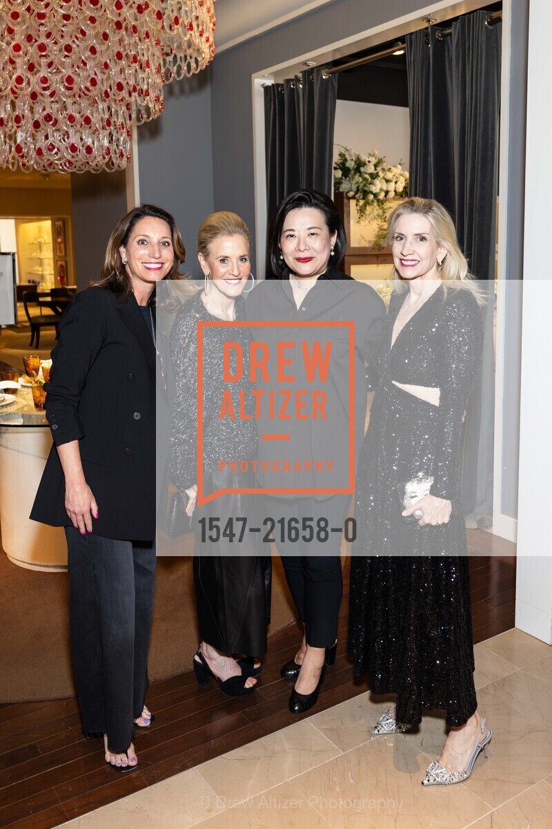 Alli Shelton, Lisa Goldman, Lin Huber, Jennifer Walske, Neiman Marcus San Francisco and San Francisco Opera Guild presents Michael Kors, Neiman Marcus San Francisco, Photo #1547-21658-0 Alli Shelton, Lisa Goldman, Lin Huber, Jennifer Walske, Photo #1547-21658-0