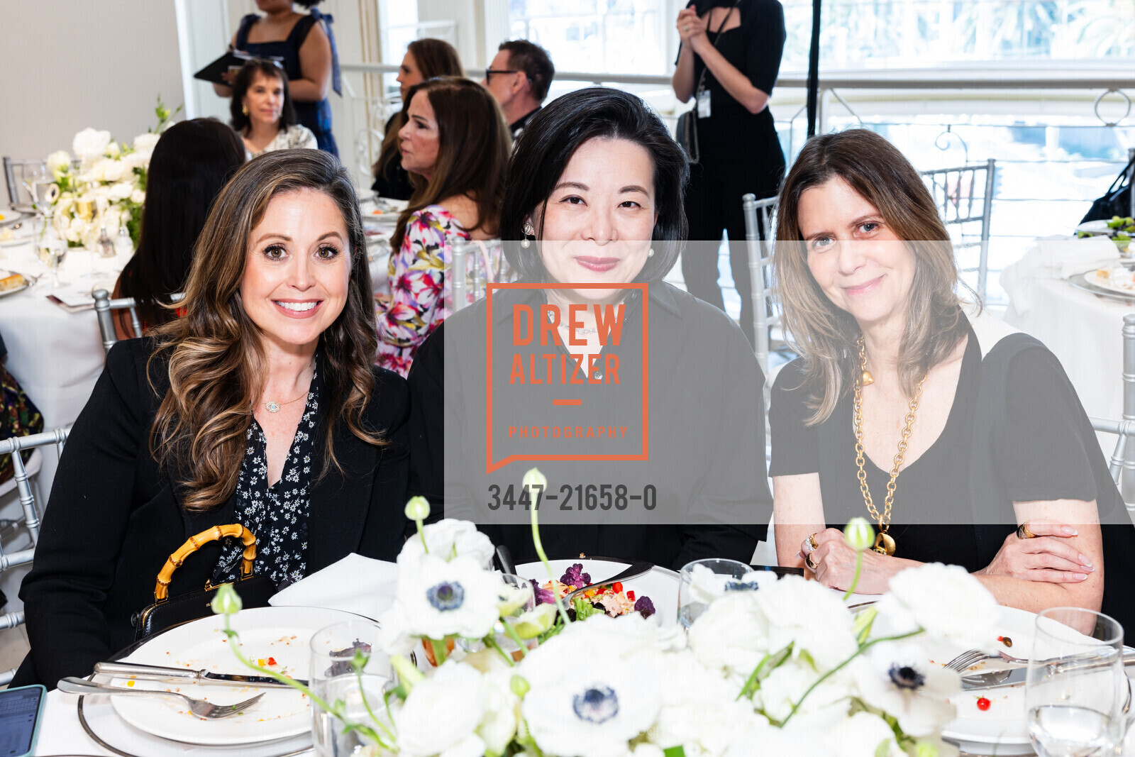 Shannon Nicols, Lin Huber, Neiman Marcus San Francisco and San Francisco Opera Guild presents Michael Kors, Neiman Marcus San Francisco, Photo #3447-21658-0 Shannon Nicols, Lin Huber, Photo #3447-21658-0