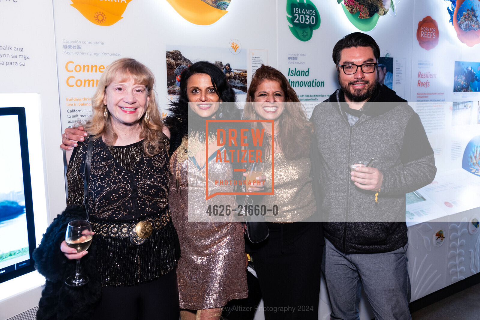Diane Connolly, Sophia Sohoni, Shelba Betronov, Sun Chaser, California Academy of Science's BIG BANG GALA 2024, California Academy of Sciences. 55 Music Concourse Dr, SF, CA 94118 US, April 18th, 2024, Photo #4626-21660-0 Diane Connolly, Sophia Sohoni, Shelba Betronov, Sun Chaser, Photo #4626-21660-0