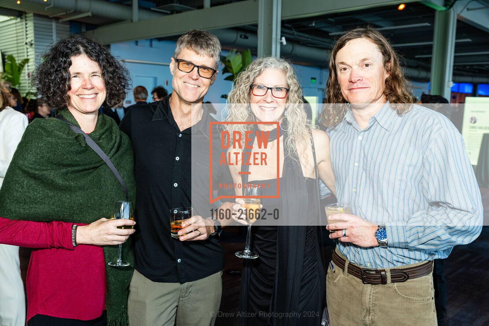 Danielle Cresswell, Jeff Cresswell, Michelle Kalberer, Chris Kalberer, Environmental Working Group (EWG) EARTH DINNER 2024, Pier 27, Upper-Level City View Room. The Embarcadero, SF, CA 94111 US, April 18th, 2024, Photo #1160-21662-0 Danielle Cresswell, Jeff Cresswell, Michelle Kalberer, Chris Kalberer, Photo #1160-21662-0