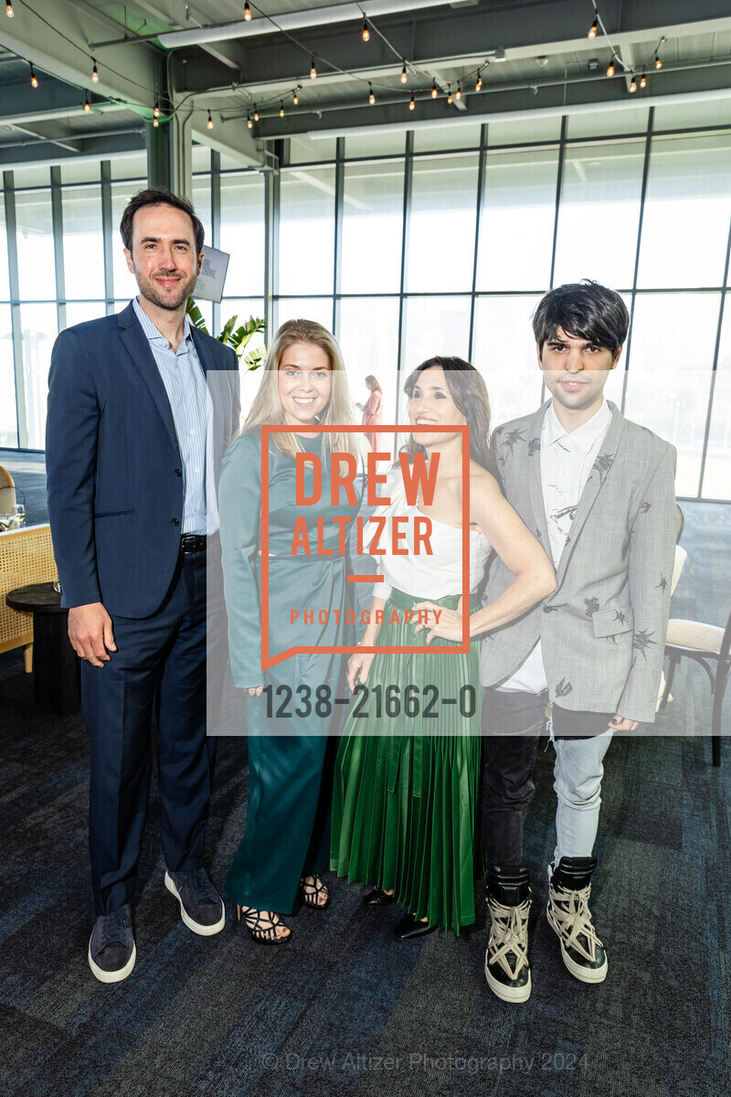 Michael Minto, Alexis Georgeson, Zem Joaquin, Dylan Joaquin, Environmental Working Group (EWG) EARTH DINNER 2024, Pier 27, Upper-Level City View Room. The Embarcadero, SF, CA 94111 US, April 18th, 2024, Photo #1238-21662-0 Michael Minto, Alexis Georgeson, Zem Joaquin, Dylan Joaquin, Photo #1238-21662-0