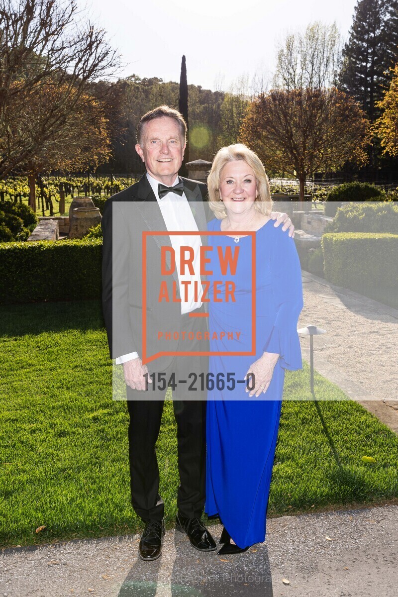 Jack Hoag, Linda Hoag, Part The Cloud Gala 2024, Private Residence, April 19th, 2024, Photo #1154-21665-0 Jack Hoag, Linda Hoag, Photo #1154-21665-0