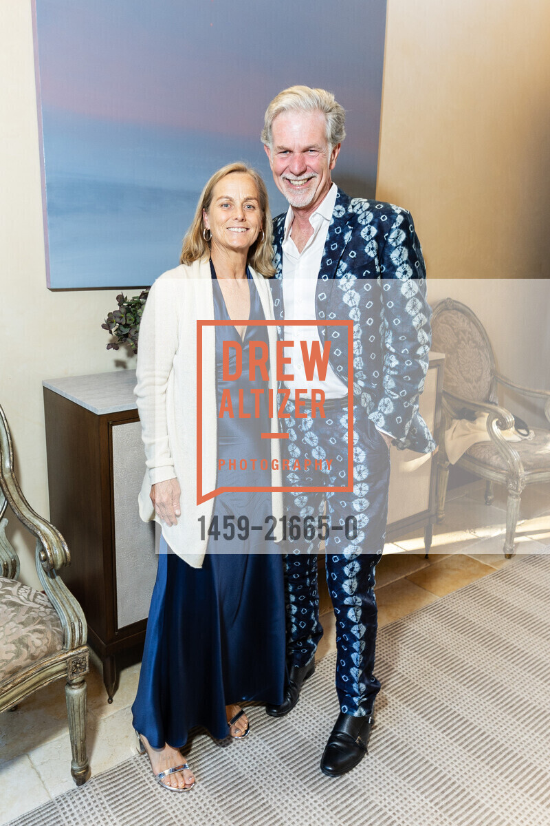 Patty Quillin, Reed Hastings, Part The Cloud Gala 2024, Private Residence, April 19th, 2024, Photo #1459-21665-0 Patty Quillin, Reed Hastings, Photo #1459-21665-0