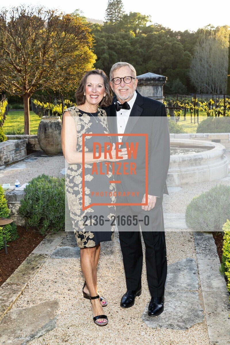 Bonnie Walker, John Walker, Part The Cloud Gala 2024, Private Residence, April 19th, 2024, Photo #2136-21665-0 Bonnie Walker, John Walker, Photo #2136-21665-0