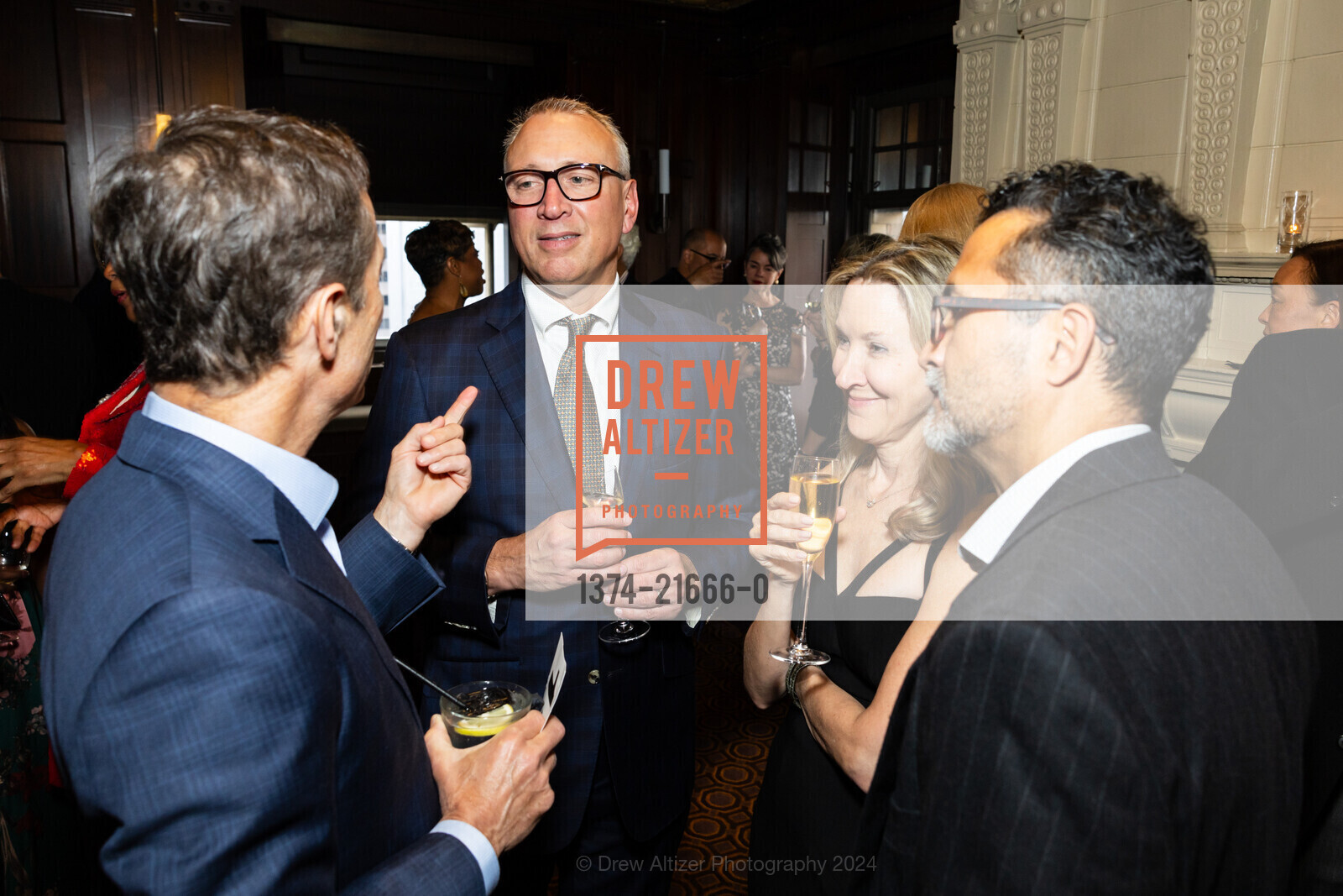 Daniel Lurie, Tom Keiser, Paige Delacey, Big Brothers Big Sisters Gala 2024, The Julia Morgan Ballroom. 465 California St, SF, CA 94104 US, April 19th, 2024, Photo #1374-21666-0 Daniel Lurie, Tom Keiser, Paige Delacey, Photo #1374-21666-0