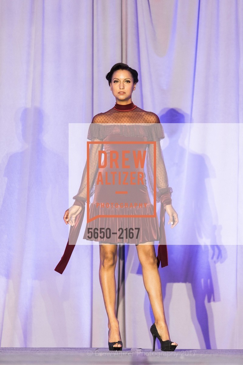 Runway, Wine Women and Shoes 2017, Ritz-Carlton. 600 Stockton St, San Francisco, CA 94108, May 7th, 2017, Photo #5650-2167 Runway, Photo #5650-2167