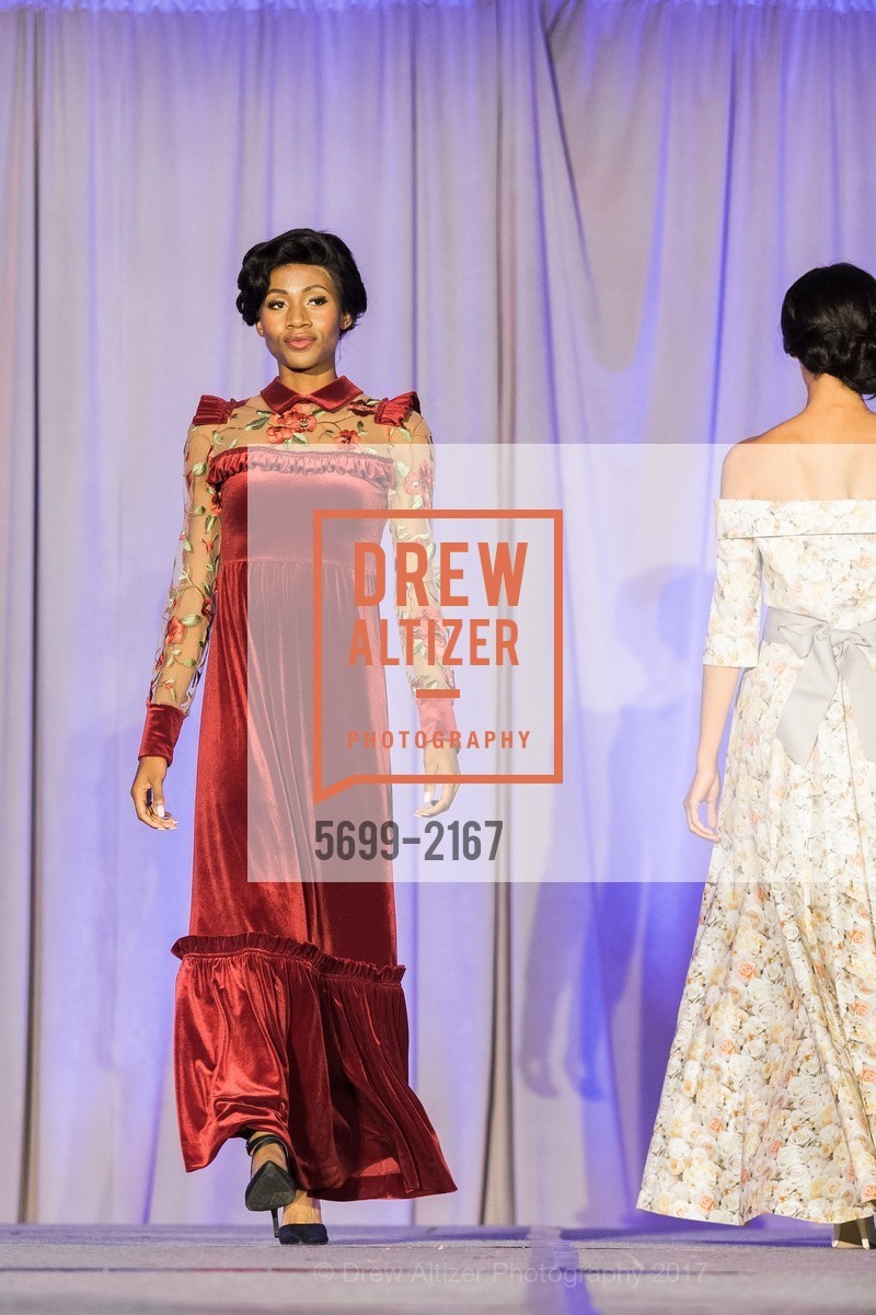 Runway, Wine Women and Shoes 2017, Ritz-Carlton. 600 Stockton St, San Francisco, CA 94108, May 7th, 2017, Photo #5699-2167 Runway, Photo #5699-2167