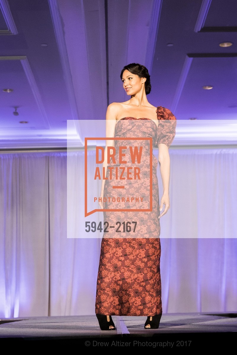 Runway, Wine Women and Shoes 2017, Ritz-Carlton. 600 Stockton St, San Francisco, CA 94108, May 7th, 2017, Photo #5942-2167 Runway, Photo #5942-2167