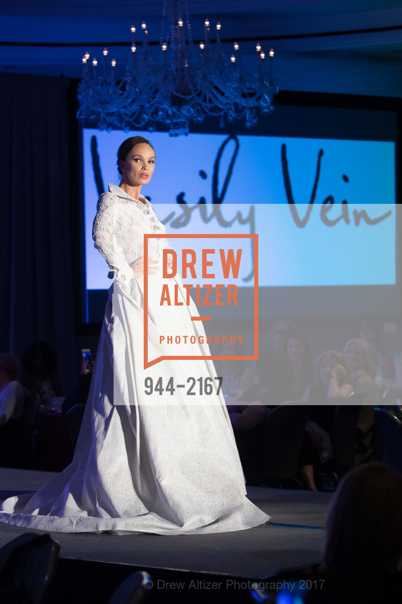 Runway, Wine Women and Shoes 2017, Ritz-Carlton. 600 Stockton St, San Francisco, CA 94108, May 7th, 2017, Photo #944-2167 Runway, Photo #944-2167