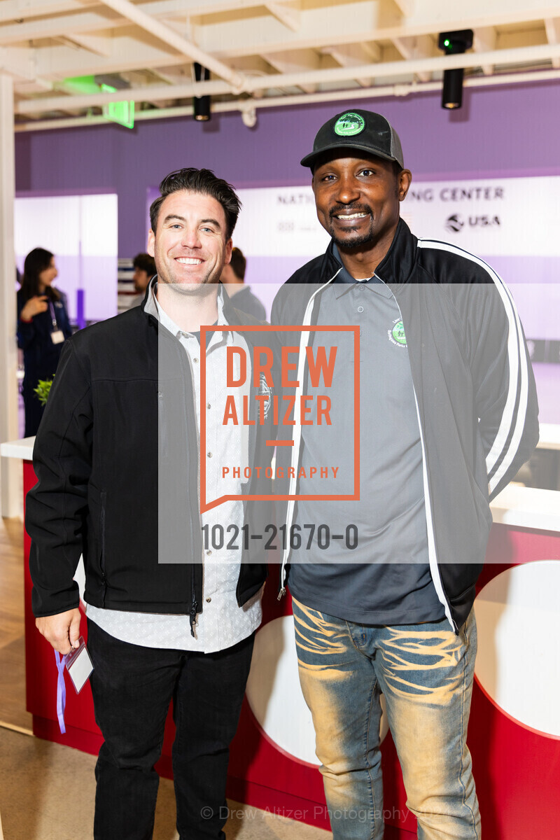 Kevin Gresh, Kelvin Coggins, Photo #1021-21670-0