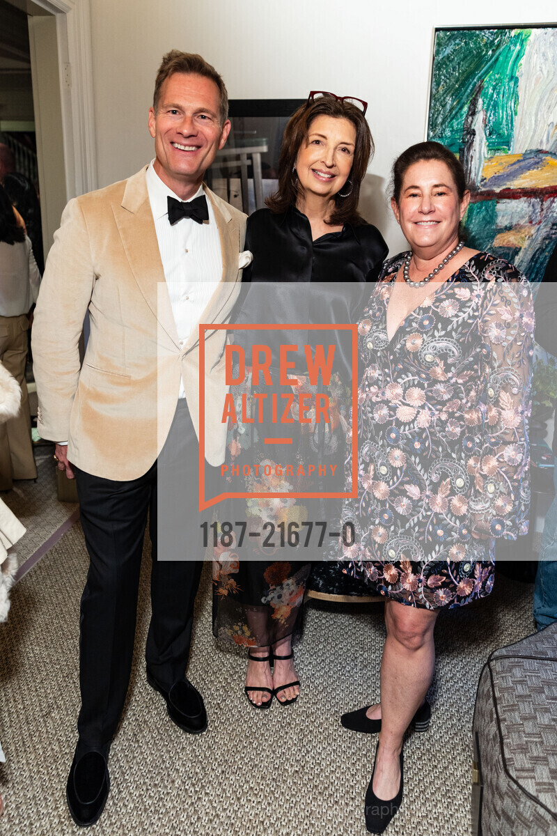Lloyd Princeton, Stacy Stone, Hilary Sessions, 2024 San Francisco Decorator Showcase Patron Preview Gala, Private Residence, April 25th, 2024, Photo #1187-21677-0 Lloyd Princeton, Stacy Stone, Hilary Sessions, Photo #1187-21677-0