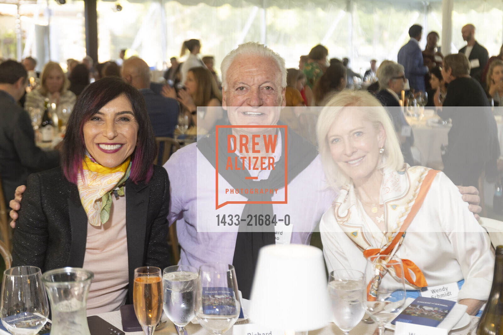 Maria Seferian, Richard D’Abo, Wendy Schmidt, Human Rights Watch Annual Fundraising Dinner, Menlo Circus Club. 190 Park Ln, Atherton, CA 94027 US, May 1st, 2024, Photo #1433-21684-0 Maria Seferian, Richard D’Abo, Wendy Schmidt, Photo #1433-21684-0
