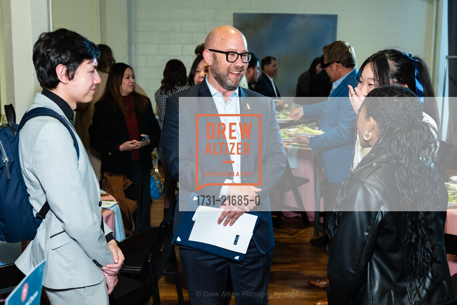 Calvin Ho, Rafael Mandelman, Sabrina Leung, Lamiya Cotton, Enterprise for Youth Heroes at Work 2024, Terra Gallery & Event Venue. 511 Harrison St, SF, CA 94105 US, May 1st, 2024, Photo #1731-21685-0 Calvin Ho, Rafael Mandelman, Sabrina Leung, Lamiya Cotton, Photo #1731-21685-0