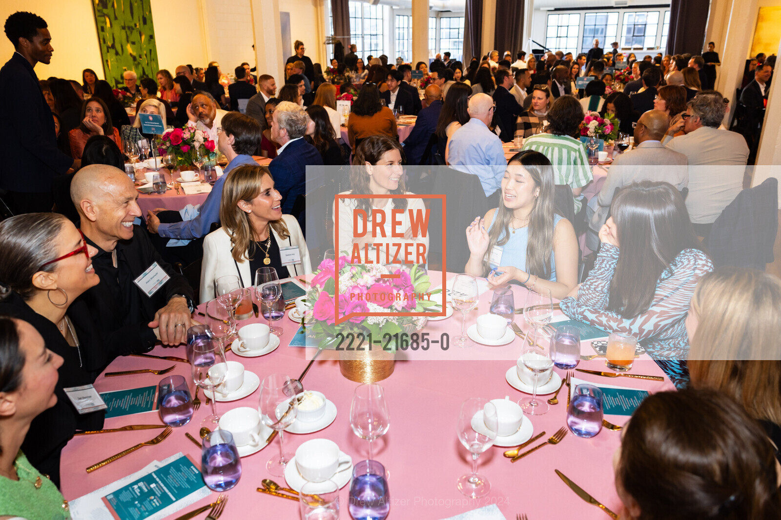 Jan Reicher, Alain Bismuth, Debbie Kay, Jordana Stein, Lindsey Chun, Enterprise for Youth Heroes at Work 2024, Terra Gallery & Event Venue. 511 Harrison St, SF, CA 94105 US, May 1st, 2024, Photo #2221-21685-0 Jan Reicher, Alain Bismuth, Debbie Kay, Jordana Stein, Lindsey Chun, Photo #2221-21685-0