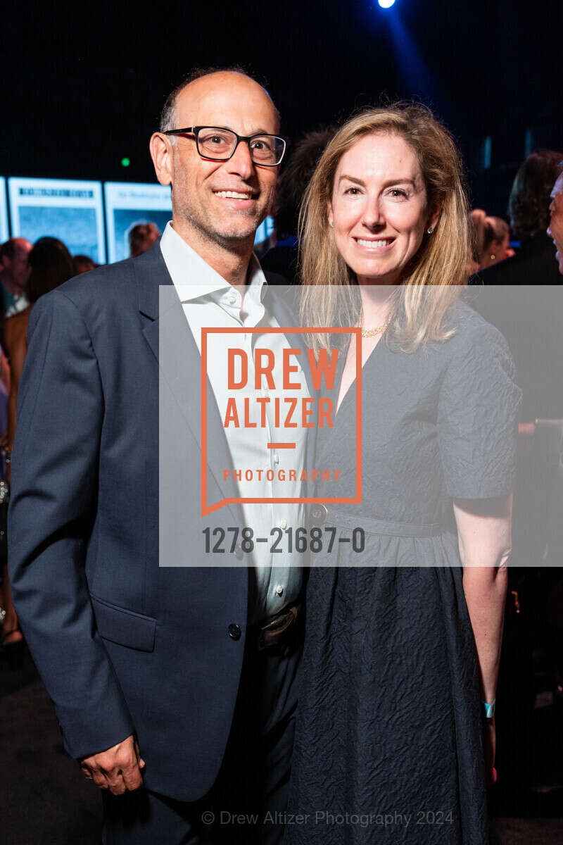 Mark Sugarman, Chloe Sugarman, Tipping Point Benefit 2024, San Francisco Armory, May 2nd, 2024, Photo #1278-21687-0 Mark Sugarman, Chloe Sugarman, Photo #1278-21687-0