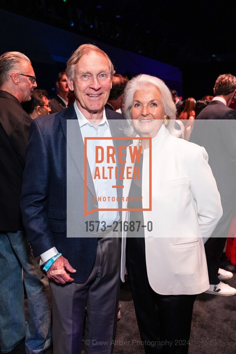 Tom Perkins, JaMel Perkins, Tipping Point Benefit 2024, San Francisco Armory, May 2nd, 2024, Photo #1573-21687-0 Tom Perkins, JaMel Perkins, Photo #1573-21687-0