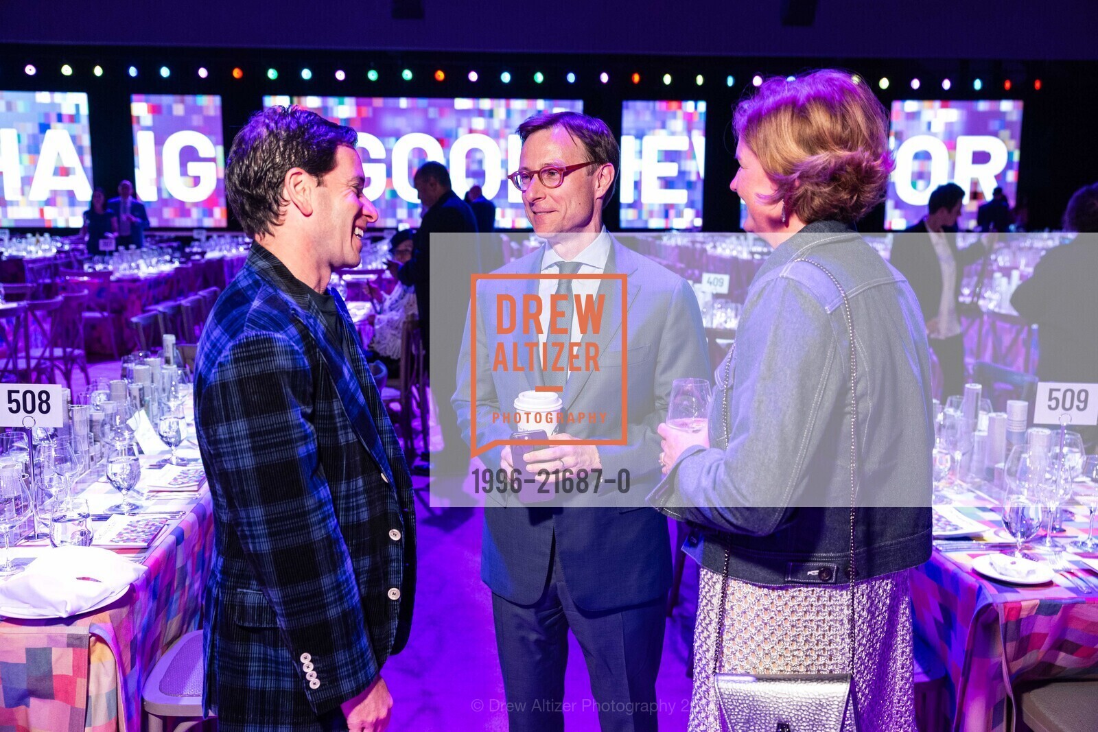 Seth Cohen, Oliver Jenkyn, Beth Jenkyn, Tipping Point Benefit 2024, San Francisco Armory, May 2nd, 2024, Photo #1996-21687-0 Seth Cohen, Oliver Jenkyn, Beth Jenkyn, Photo #1996-21687-0