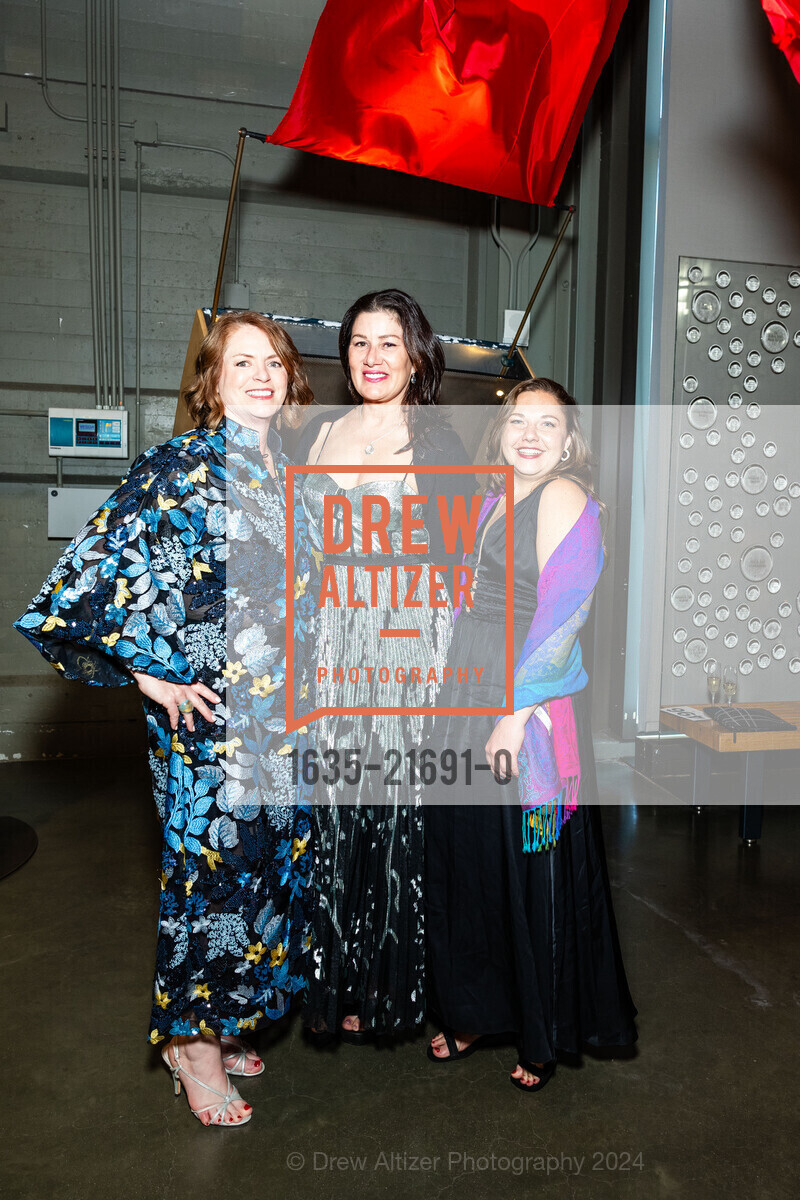 Molly Naughton, Jennifer Van Natta, Mary Martin, The Exploratorium's PHENOMENA(L) BALL 2024, The Exploratorium. Pier 15, San Francisco, CA 94111 US, May 3rd, 2024, Photo #1635-21691-0 Molly Naughton, Jennifer Van Natta, Mary Martin, Photo #1635-21691-0