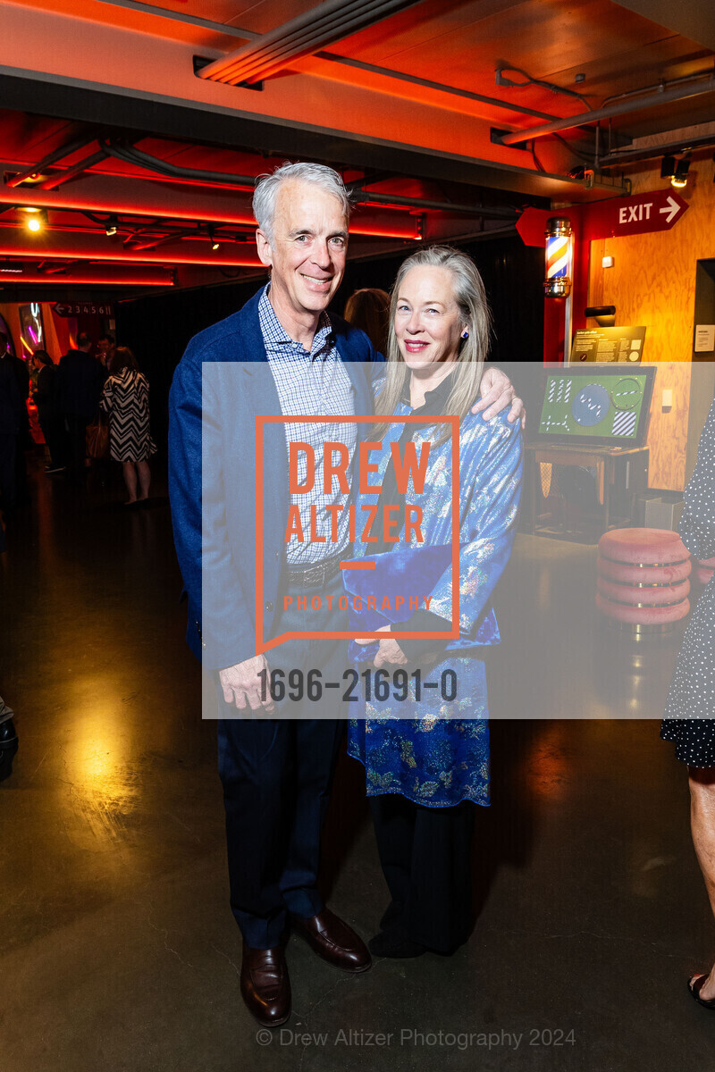 Parker Harris, Holly Johnson, Photo #1696-21691-0